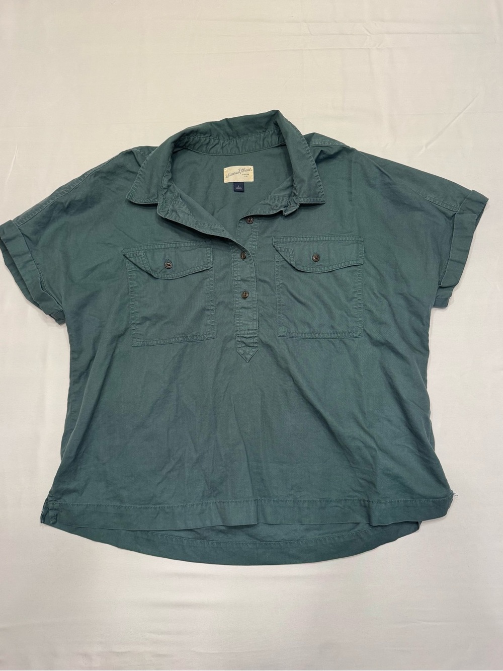 Universal Thread Relaxed Short Sleeve Button-Up Shirt in Teal Green